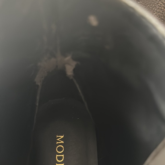 Modern Vice brand booty used couple of times size 6 one side in a litte tear - Picture 16 of 17